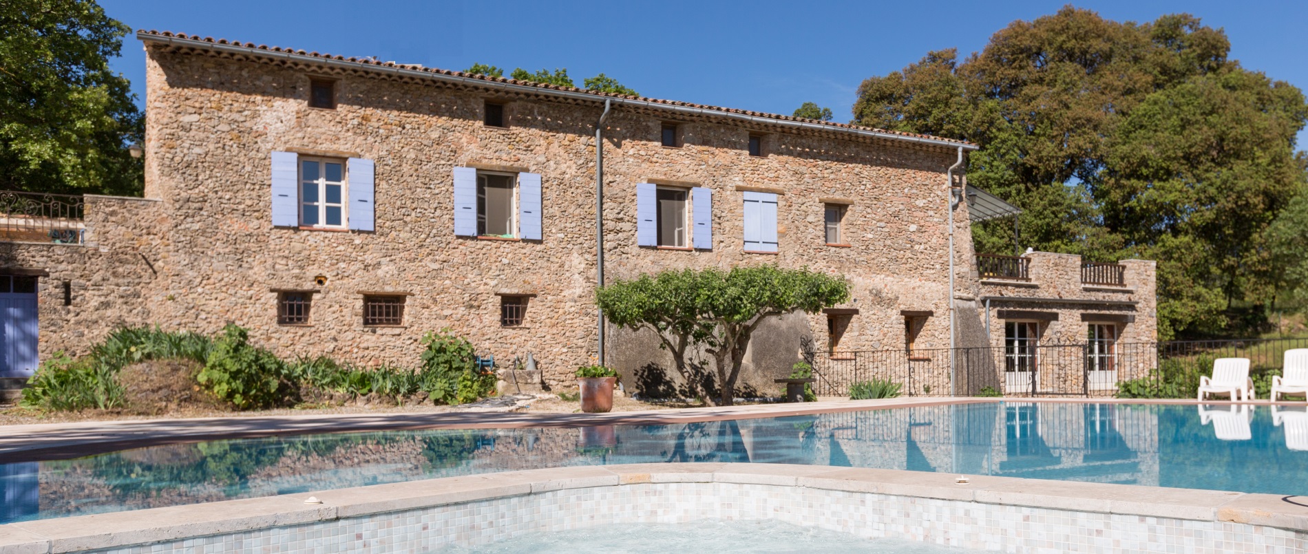 Chambre d'hôte gîte piscine provence